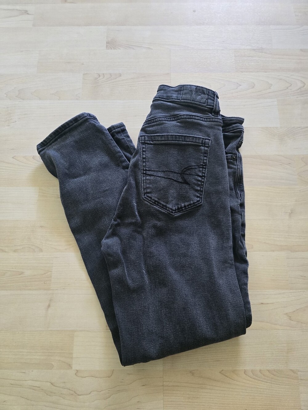 American Eagle Black Mom Jean Size 4 Short